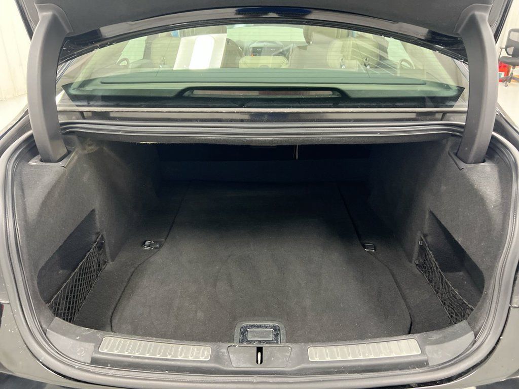 Used 2017 Lincoln Continental Select AWD/4WD image 24