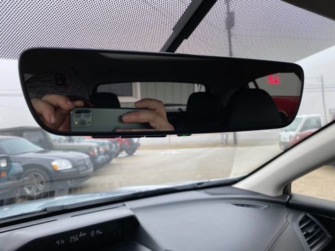 Used 2018 Subaru Crosstrek 2.0i image 33