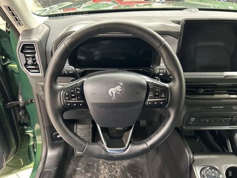 Used 2025 Ford Bronco Sport Badlands image 17