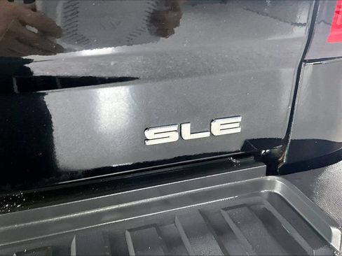 Used 2015 GMC Sierra 2500 SLE AWD/4WD image 24