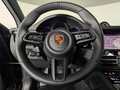 New 2026 Porsche Macan AWD/4WD image 35