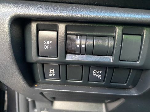 Used 2019 Subaru Crosstrek 2.0i Premium w/ Eyesight System AWD/4WD image 23