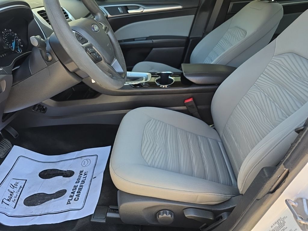 Used 2016 Ford Fusion S FWD image 15