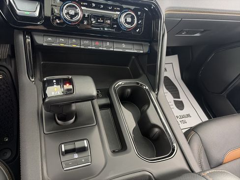 Certified 2024 GMC Sierra 1500 AT4 w/ Technology Package AWD/4WD image 39