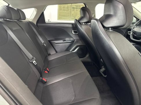 Used 2026 Kia K4 FWD image 24