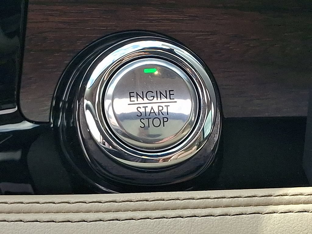 Used 2020 Lincoln Corsair Reserve w/ Equipment Group 201A AWD/4WD image 25