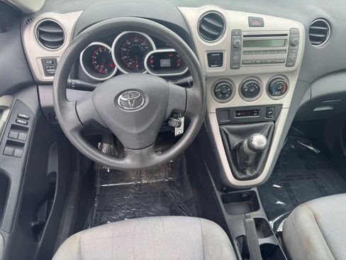 Used 2010 Toyota Matrix FWD image 11