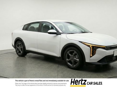 Used 2025 Kia K4 FWD image 1