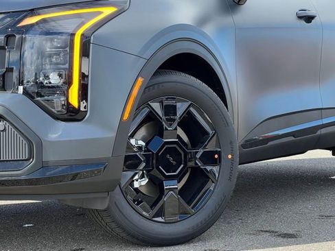 New 2026 Kia Sportage X-Line AWD/4WD image 2