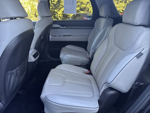 Used 2023 Hyundai Palisade SEL AWD/4WD image 9