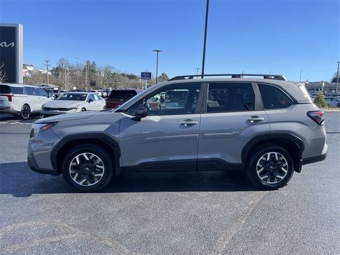 Certified 2025 Subaru Forester Premium w/ Convenience Package #2 image 3