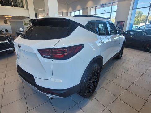 New 2025 Chevrolet Blazer LT w/ Convenience Package image 12