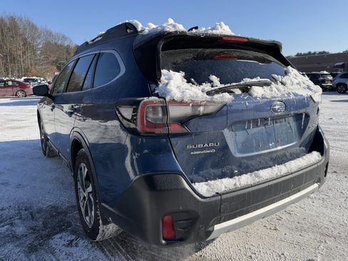 Used 2022 Subaru Outback Limited image 8