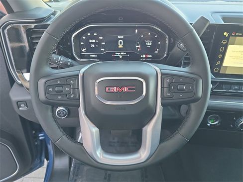 Certified 2024 GMC Sierra 1500 SLT image 25