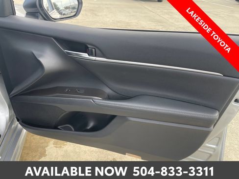 Used 2024 Toyota Camry XSE FWD image 17