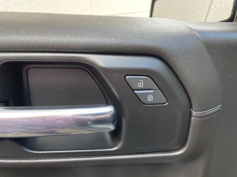 Used 2019 Chevrolet Silverado 1500 LT Trail Boss image 19