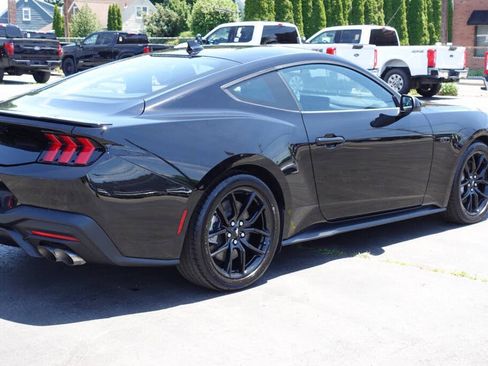 Used 2025 Ford Mustang GT w/ Mustang Nite Pony Package RWD image 10