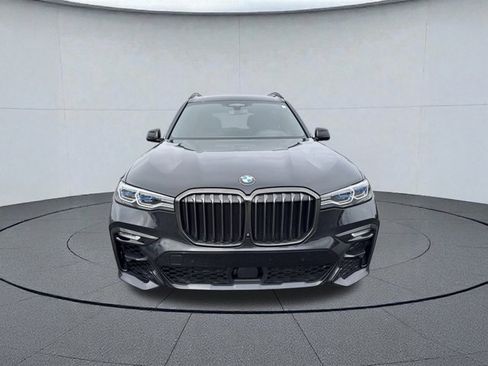 Used 2022 BMW X7 M50i image 8