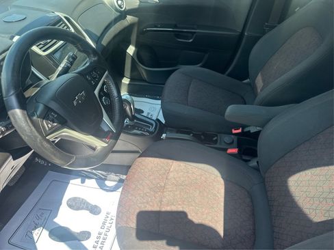 Used 2019 Chevrolet Sonic LT FWD image 11