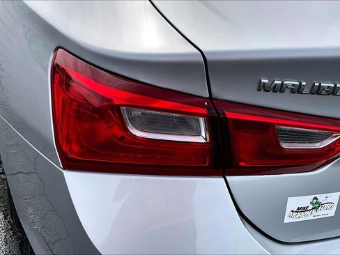 Used 2020 Chevrolet Malibu LS FWD image 28