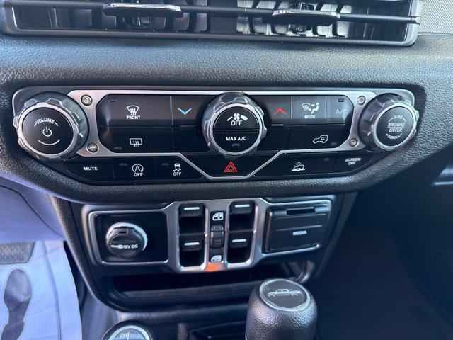 Used 2024 Jeep Gladiator Sport AWD/4WD image 18