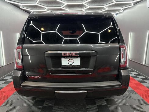 Used 2017 GMC Yukon SLE w/ HD Trailering Package image 5