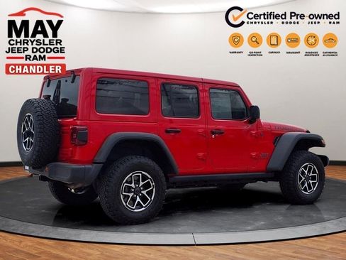 Used 2025 Jeep Wrangler Unlimited Rubicon AWD/4WD image 22