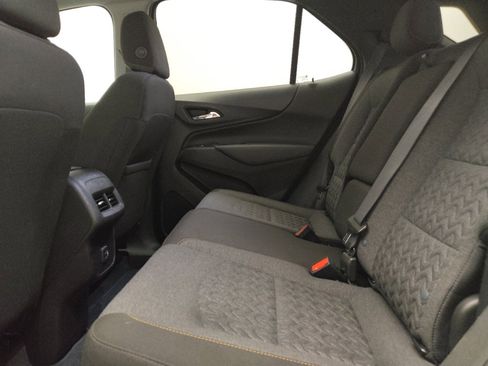 Used 2022 Chevrolet Equinox LT FWD image 18
