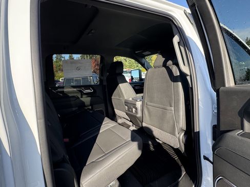 New 2026 Chevrolet Silverado 3500 LT w/ Trail Boss Package image 10