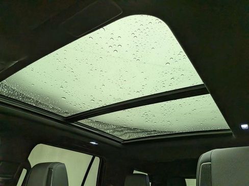 Certified 2024 Cadillac Escalade Sport w/ LPO, ONYX Package AWD/4WD image 19