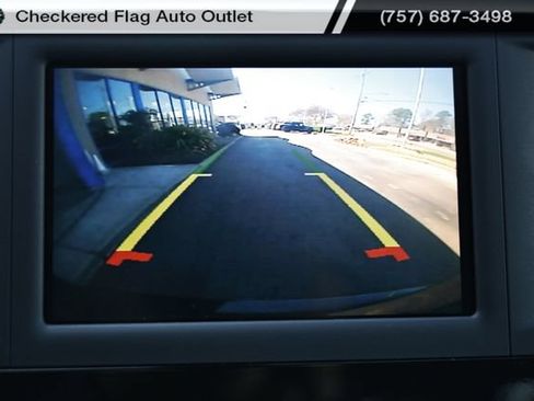 Used 2022 Chrysler Voyager LX FWD image 37