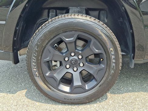 Used 2025 RAM 1500 Big Horn AWD/4WD image 6