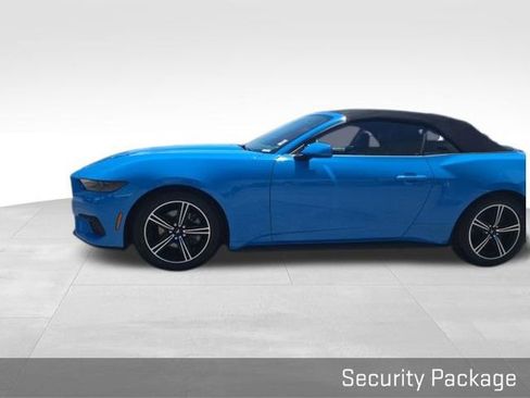 Used 2025 Ford Mustang Premium RWD image 14