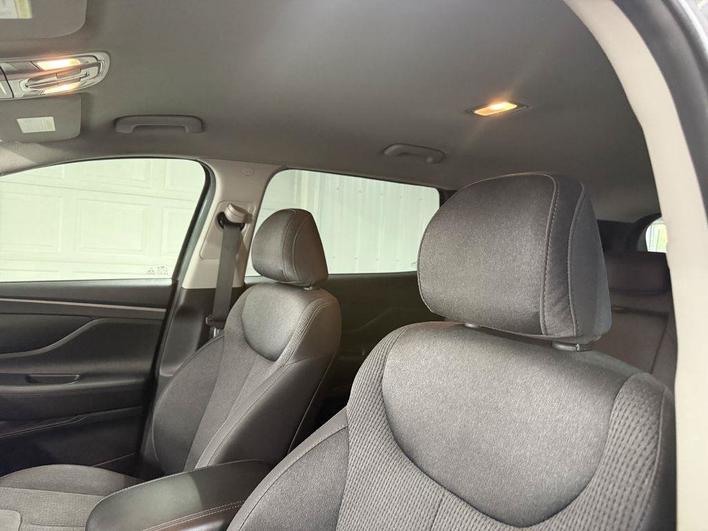 Used 2020 Hyundai Santa Fe SEL AWD/4WD image 11