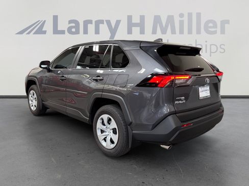 Certified 2025 Toyota RAV4 LE AWD/4WD image 3