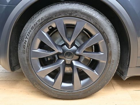 Used 2024 Tesla Model X AWD/4WD image 11
