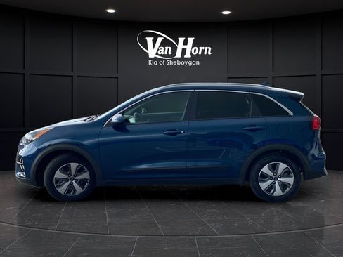 Used 2020 Kia Niro LX FWD image 4