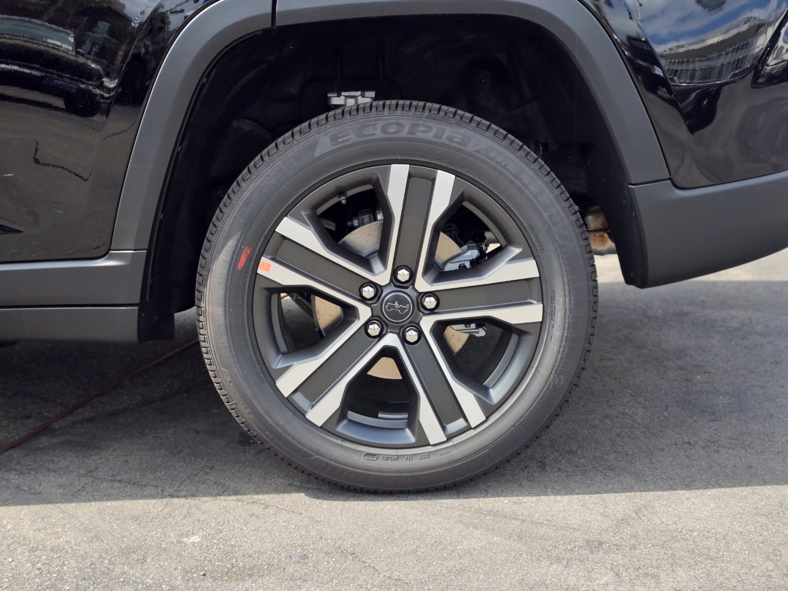 New 2027 Jeep Grand Cherokee Limited AWD/4WD image 18