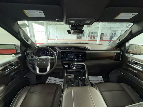 Used 2024 GMC Sierra 1500 Denali w/ Technology Package image 23