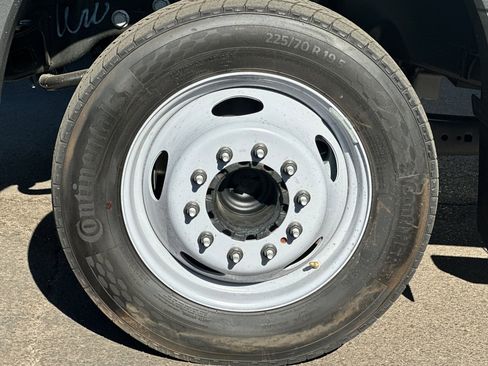 Used 2024 Ford F450 XL image 19