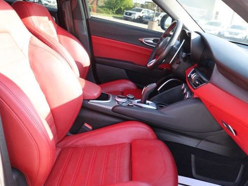Used 2021 Alfa Romeo Giulia Ti Sport AWD/4WD image 15