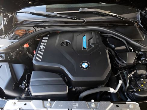 Used 2022 BMW 330e xDrive w/ Premium Package AWD/4WD image 75