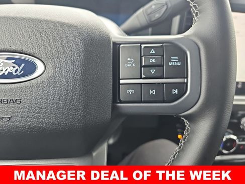 New 2026 Ford F250 Lariat w/ Black Appearance Package image 17