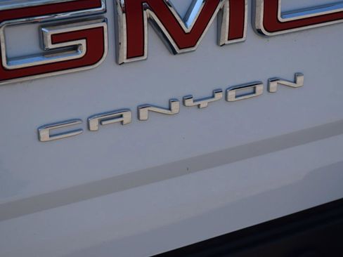 Used 2022 GMC Canyon Elevation AWD/4WD image 11
