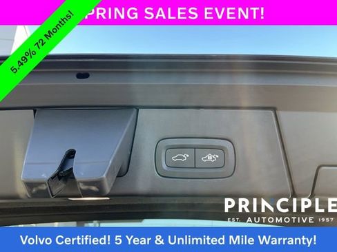 Certified 2024 Volvo V90 B6 Cross Country Ultimate w/ Protection Package Premier AWD/4WD image 15