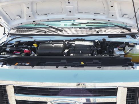 Used 2024 Ford E-350 and Econoline 350 Super Duty w/ Power Windows & Locks Group RWD image 12