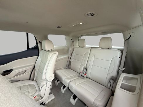 Used 2020 GMC Acadia Denali image 27