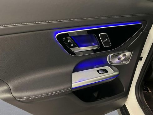 Certified 2023 Mercedes-Benz GLC 300 4MATIC image 11