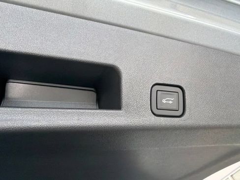Used 2026 Chevrolet Traverse RS w/ LPO, Floor Liner Package AWD/4WD image 22