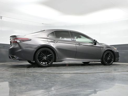 Used 2021 Toyota Camry XSE FWD image 39